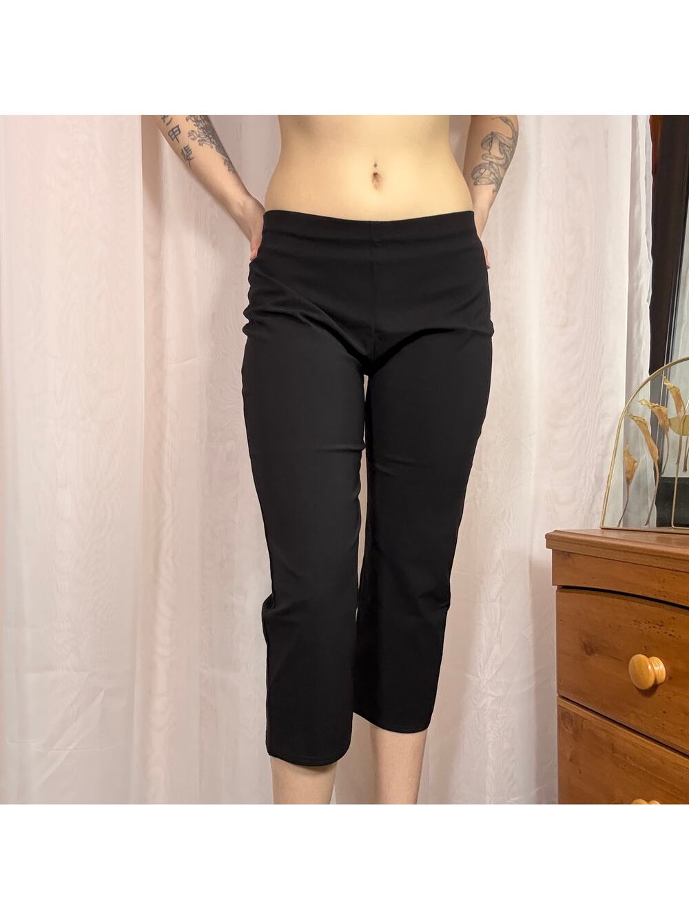 EGO Black Low Rise Capri Pants Sz 16 (UK Brand/Sizing)
